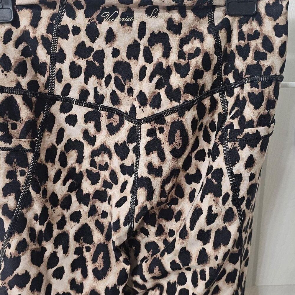 Victoria's Secret Leopard Print Athletic Leggings with Side Pockets - Picture 5 of 8